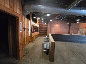 4507 Lorain Ave, Cleveland, OH à louer Photo de l’immeuble– Image 2 sur 18