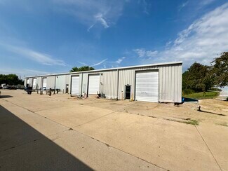 Plus de détails pour 1805 Industrial Park Dr, Normal, IL - Local d'activités à louer