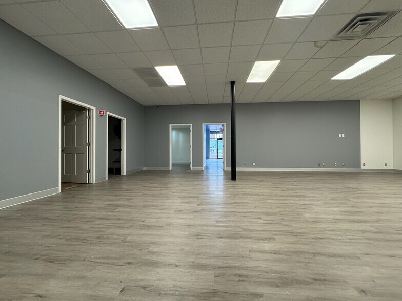 835 N Capitol Ave, Indianapolis, IN à louer - Photo intérieure – Image 3 sur 18
