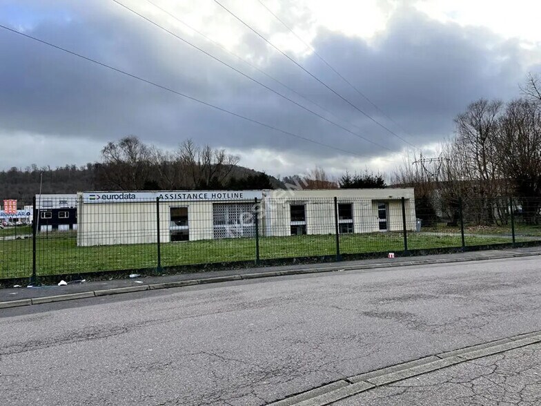 Bureau dans Forbach à vendre - Photo de l’immeuble – Image 3 sur 24