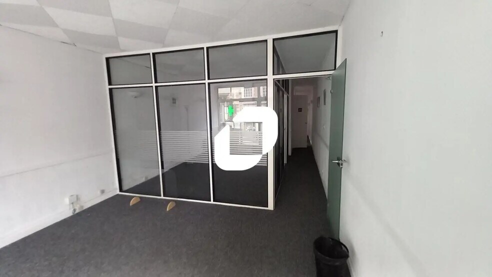 Bureau dans Lille à louer - Photo de l’immeuble – Image 1 sur 7