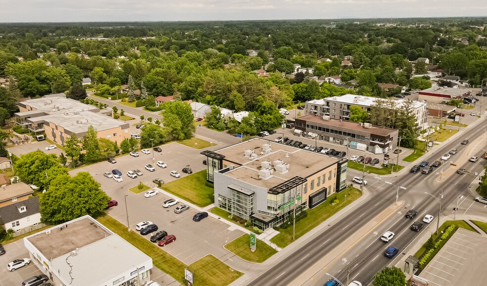 1070 Boul du Curé-Labelle, Blainville, QC à vendre - Photo de l’immeuble – Image 2 sur 7