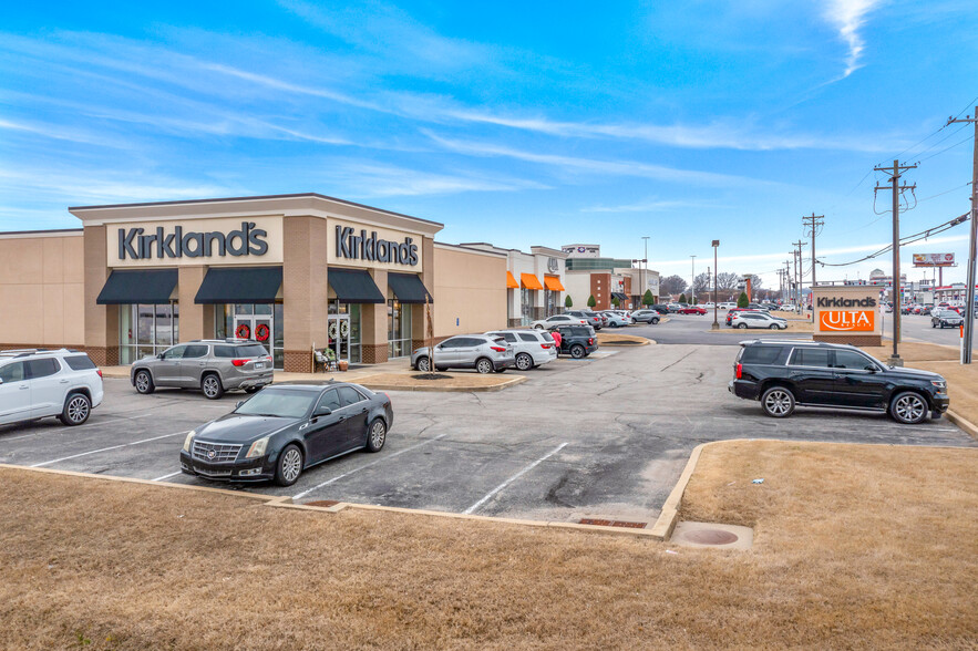 3101 E Highland Dr, Jonesboro, AR à vendre - Photo de l’immeuble – Image 1 sur 5