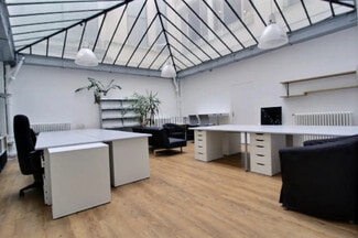 Plus de détails pour 5 Rue Saulnier, Paris - Bureau à louer