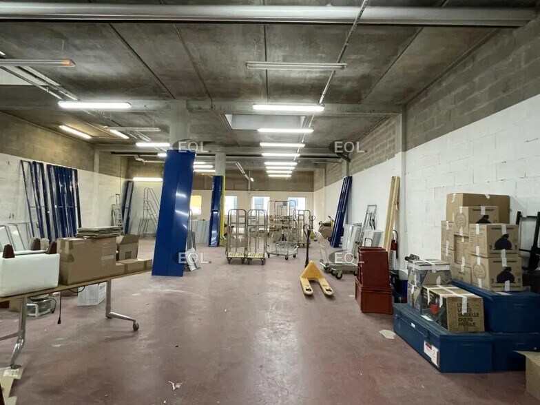 Local d’activités dans Gennevilliers à louer - Photo de l’immeuble – Image 2 sur 8