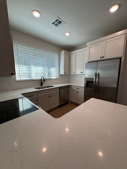 816 N Main St, Broken Arrow, OK à vendre - Photo de l’immeuble – Image 3 sur 36