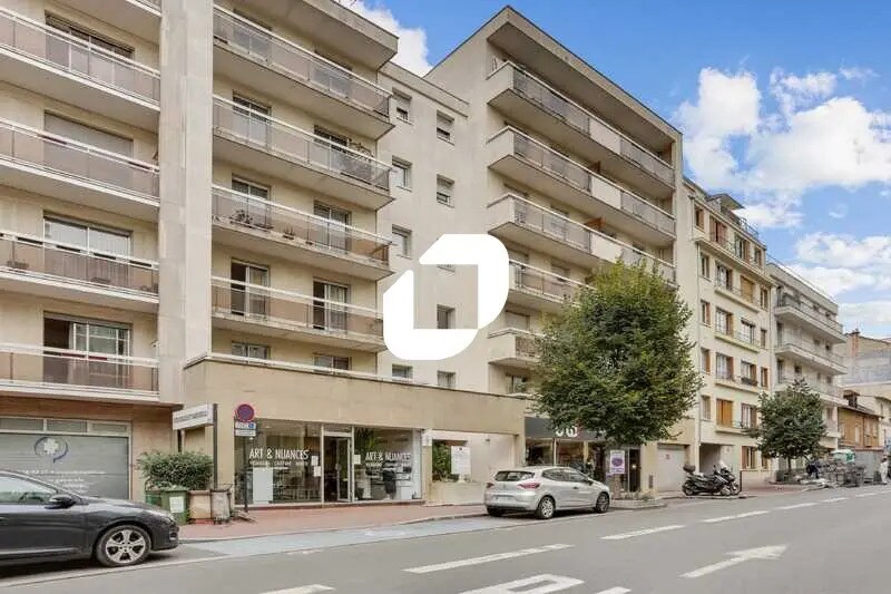 84 Avenue Jean Jaurés, Clamart à louer Photo de l’immeuble– Image 1 sur 7