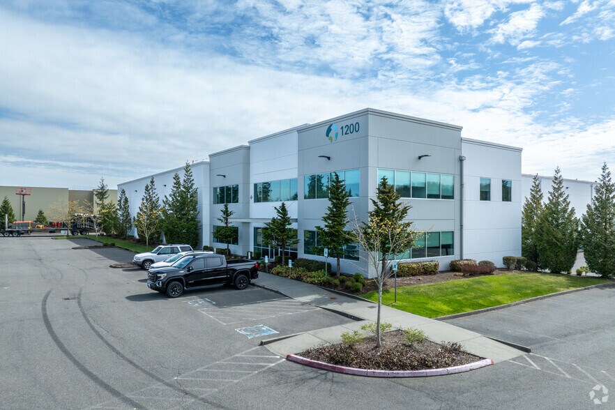 1200 Industry St, Everett, WA à louer - Photo principale – Image 1 sur 11