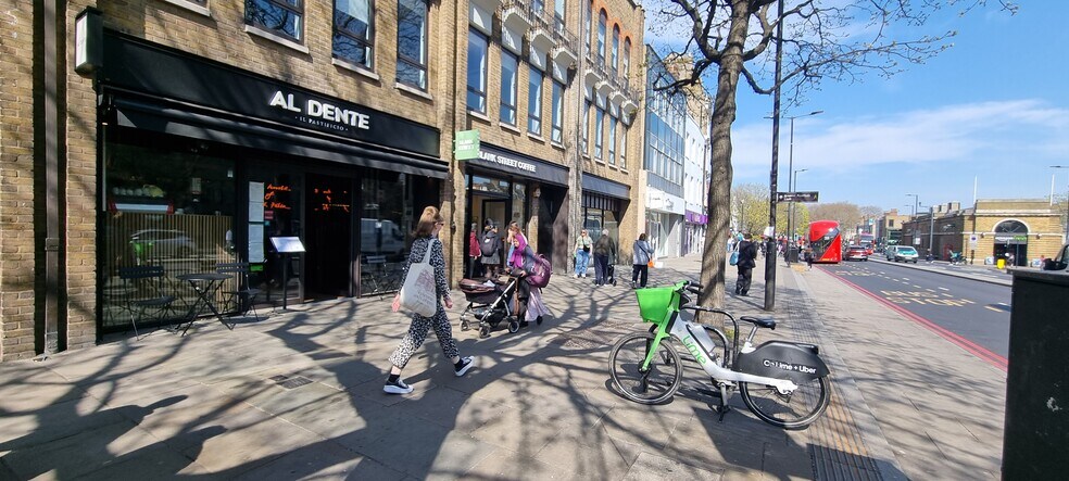 4A-7 Upper St, Londres à louer - Photo de l’immeuble – Image 3 sur 17