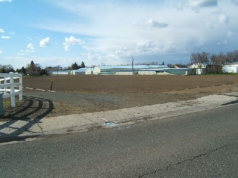 NE Larch Ave, College Place, WA à louer - Aérien – Image 2 sur 2