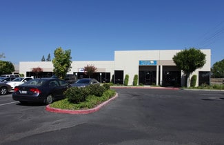 Plus de détails pour 1247 W Pomona Rd, Corona, CA - Industriel/Logistique à louer