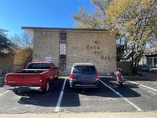 Plus de détails pour 322 S Waco St, Weatherford, TX - Logement à vendre