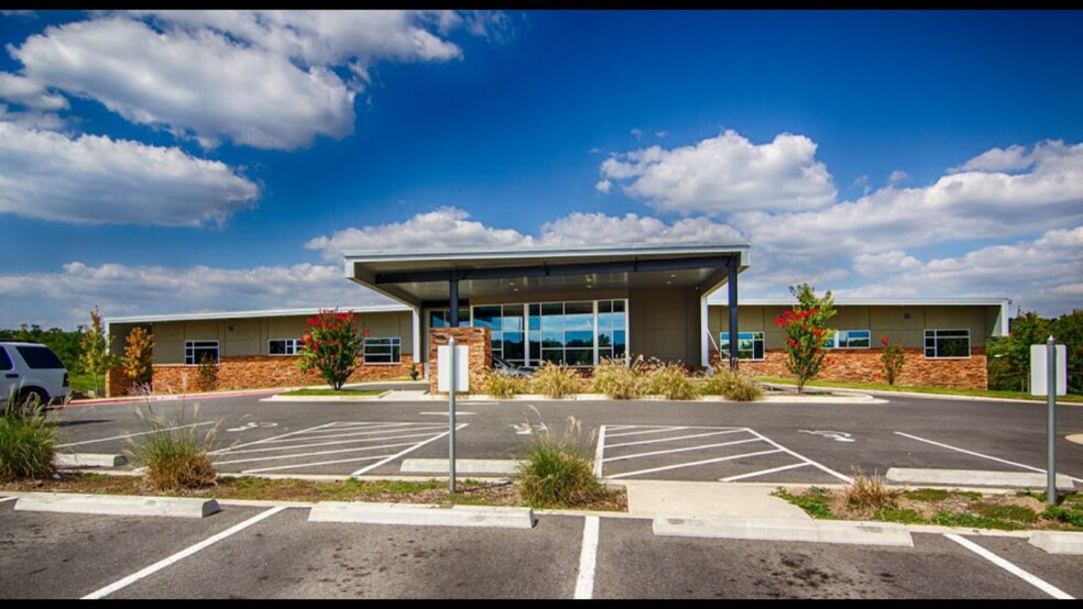 100 Hollywood Ave, Hot Springs, AR à vendre - Photo de l’immeuble – Image 3 sur 10