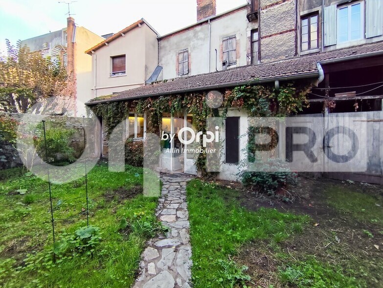 Local d'activités dans Montluçon à vendre - Photo de l’immeuble – Image 2 sur 12