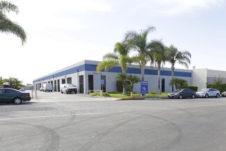 Plus de détails pour 14030-14044 Orange Ave, Paramount, CA - Industriel/Logistique à louer