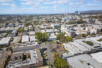 11565 Iowa Ave, Los Angeles, CA - Vue aérienne  vue de carte - Image1