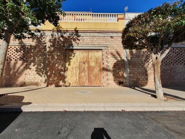 Mojonera Mo, 88, Roquetas de Mar, Almería à vendre - Photo de l’immeuble – Image 1 sur 11