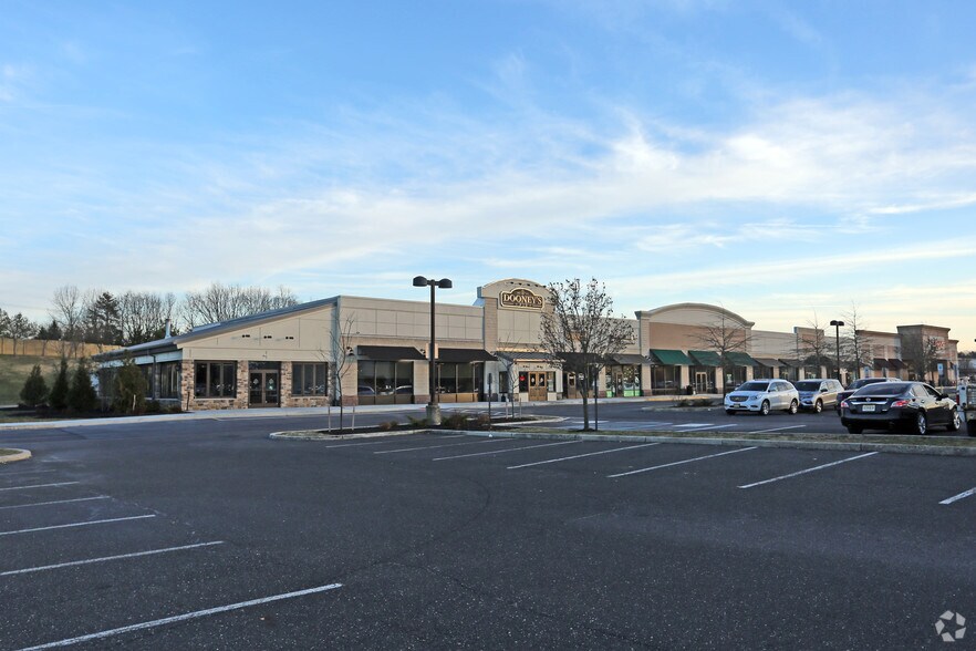 154 Route 73 N, Voorhees, NJ à louer - Photo de l’immeuble – Image 1 sur 19