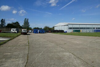 Plus de détails pour Merlin Way, Epping - Industriel/Logistique à louer