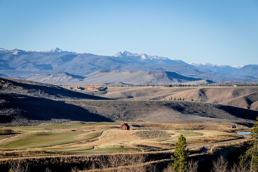 Village Road, Granby, CO à vendre - Photo principale – Image 1 sur 1