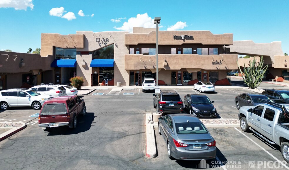 3025-3055 N Campbell Ave, Tucson, AZ à louer - Photo de l’immeuble – Image 2 sur 8