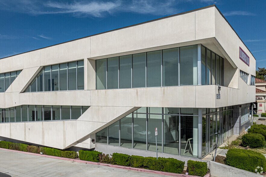 19115-19117 Colima Rd, Rowland Heights, CA à vendre - Photo principale – Image 1 sur 49