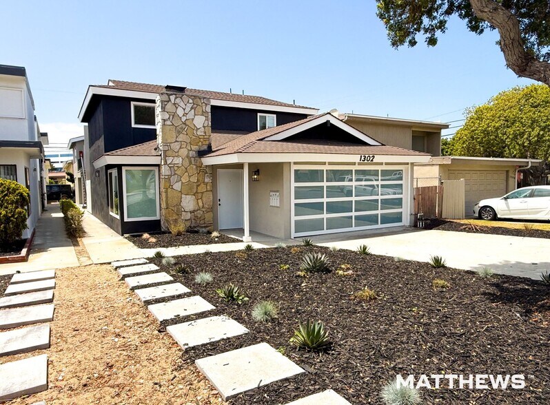 1302 Amethyst St, Redondo Beach, CA à vendre - Photo principale – Image 1 sur 17