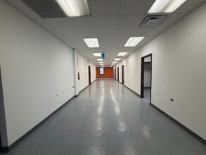 288 N Broad St, Elizabeth, NJ à louer Photo intérieure– Image 2 sur 13