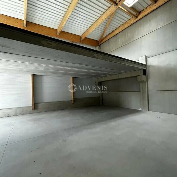 Local d'activités dans Vailhauquès à vendre - Photo intérieure – Image 3 sur 6