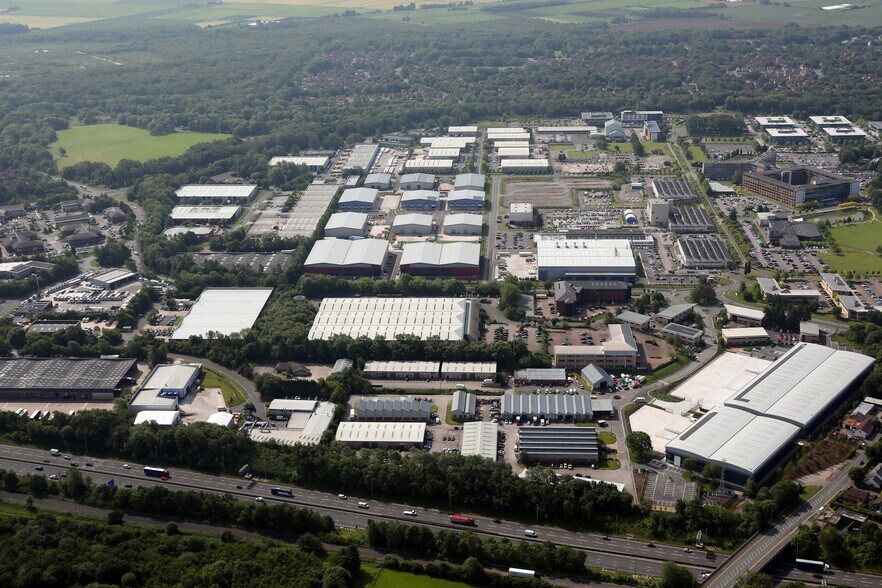 Risley Rd, Warrington à louer - Photo de l’immeuble – Image 3 sur 18