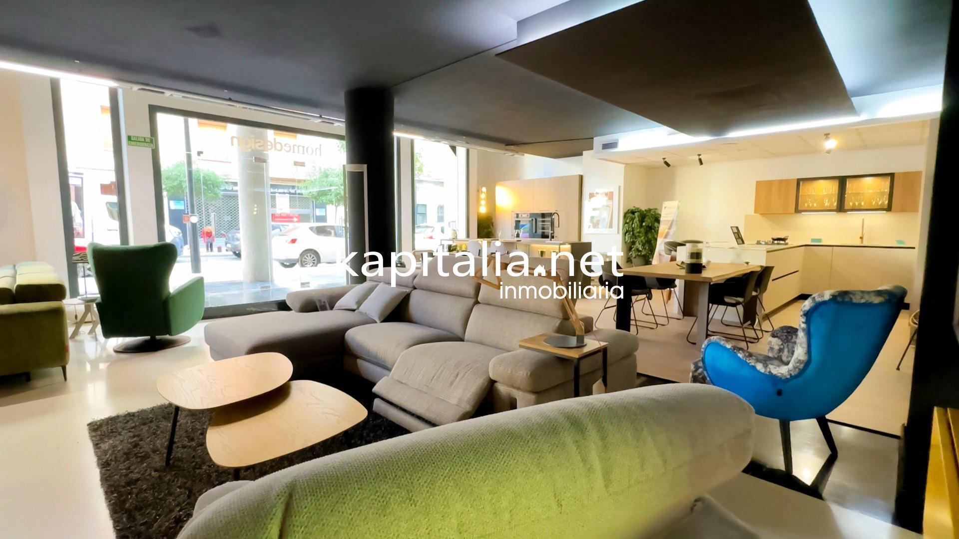 Local commercial dans Ontinyent, Valencia à louer Photo de l’immeuble– Image 1 sur 19