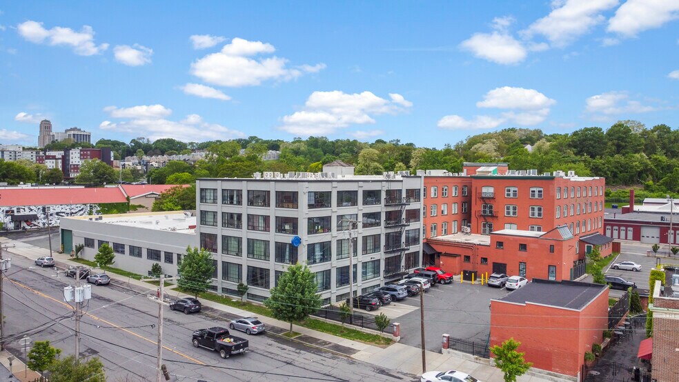 930 Broadway, Albany, NY à louer - Photo de l’immeuble – Image 2 sur 60