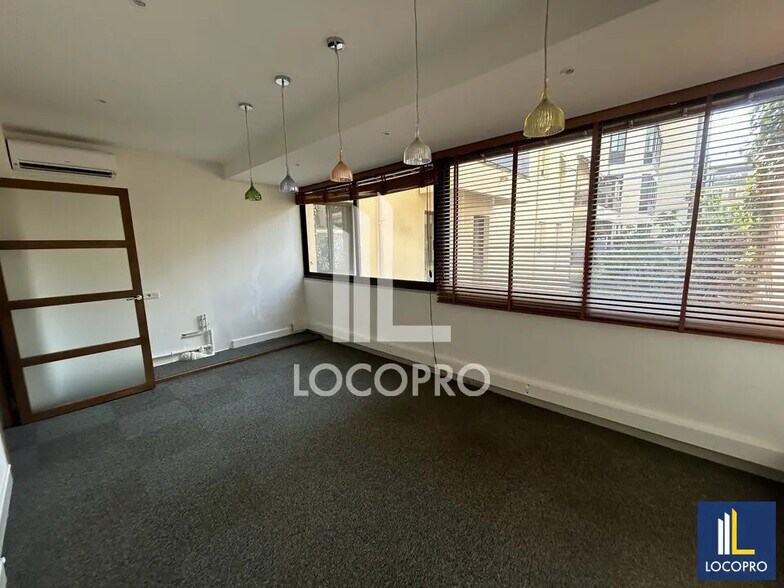 Bureau dans Nice à vendre - Photo de l’immeuble – Image 2 sur 8