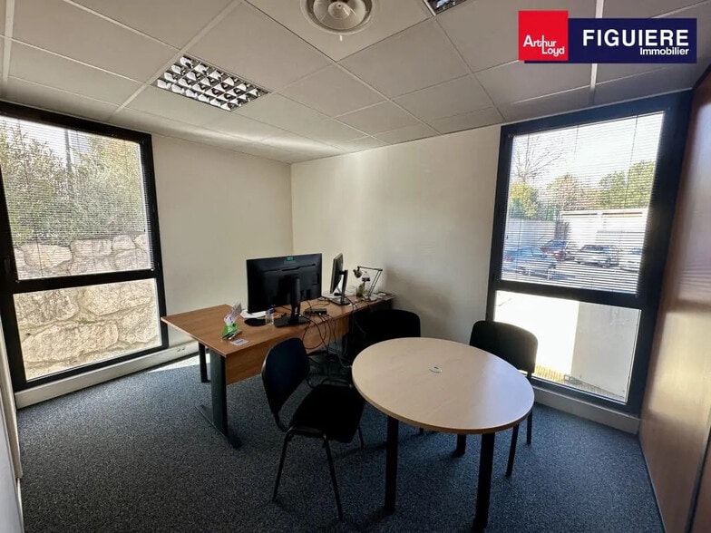 75 Rue Paul Sabatier, Aix-en-Provence à vendre - Photo de l’immeuble – Image 2 sur 8