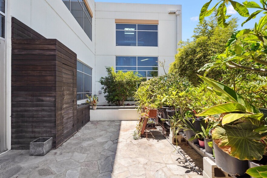 2215-2221 W 190th St, Torrance, CA à louer - Photo de l’immeuble – Image 3 sur 16