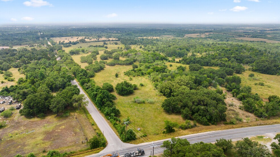 FM 20, Lockhart, TX à vendre - Photo de l’immeuble – Image 3 sur 19