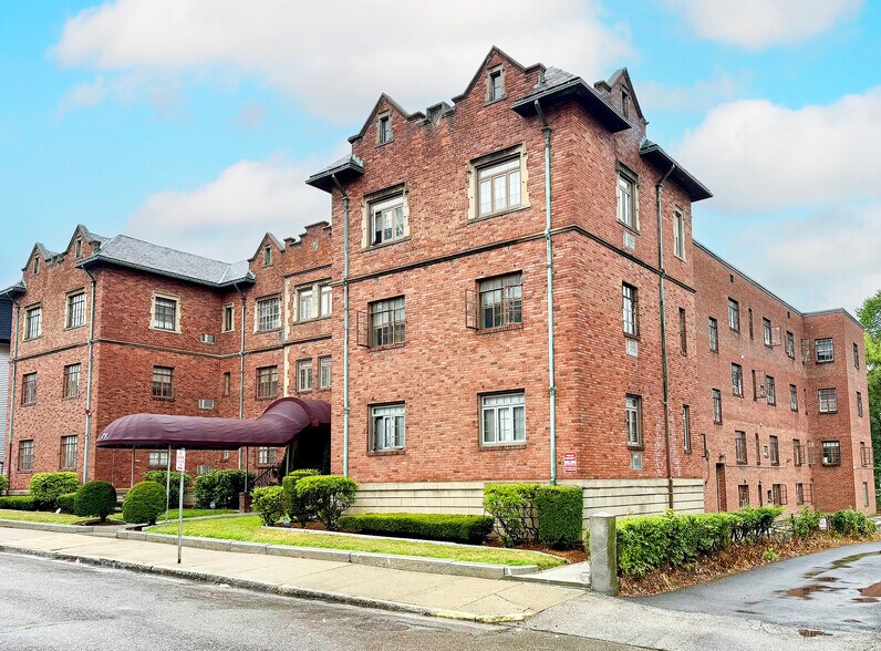 21 Fruit St, Worcester, MA à vendre - Photo de l’immeuble – Image 3 sur 18