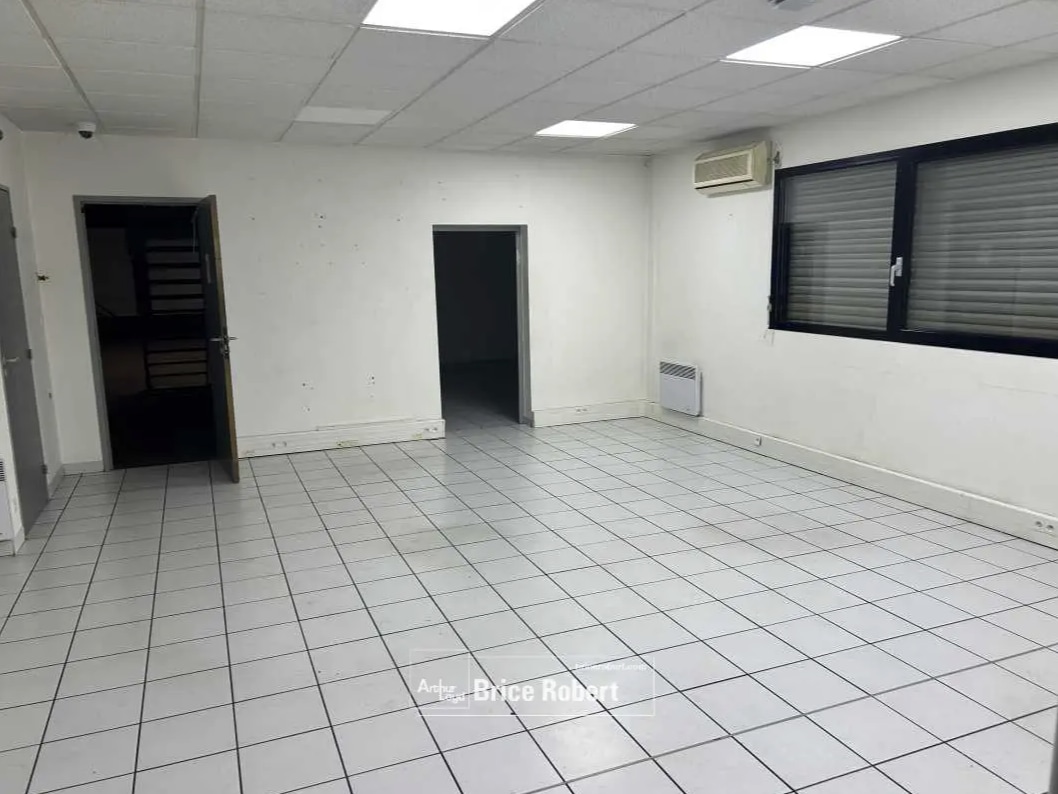 5 Rue Jean Gabin, Vaulx-en-Velin à louer Photo intérieure– Image 1 sur 4