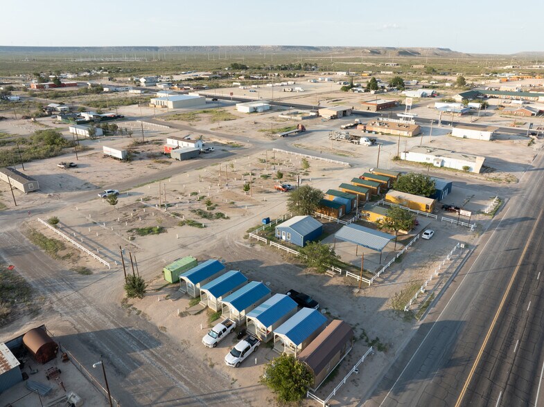 673 State Hwy 385, Mccamey, TX à vendre - Photo de l’immeuble – Image 2 sur 2