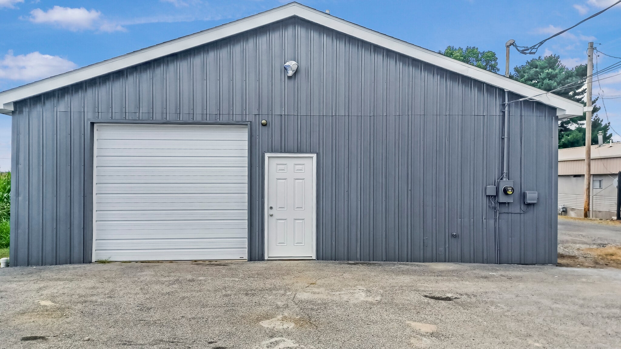 605 Railroad St, Dupo, IL à louer Photo intérieure– Image 1 sur 20
