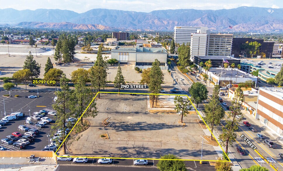 505 W 2nd St, San Bernardino, CA à vendre - Aérien – Image 3 sur 5