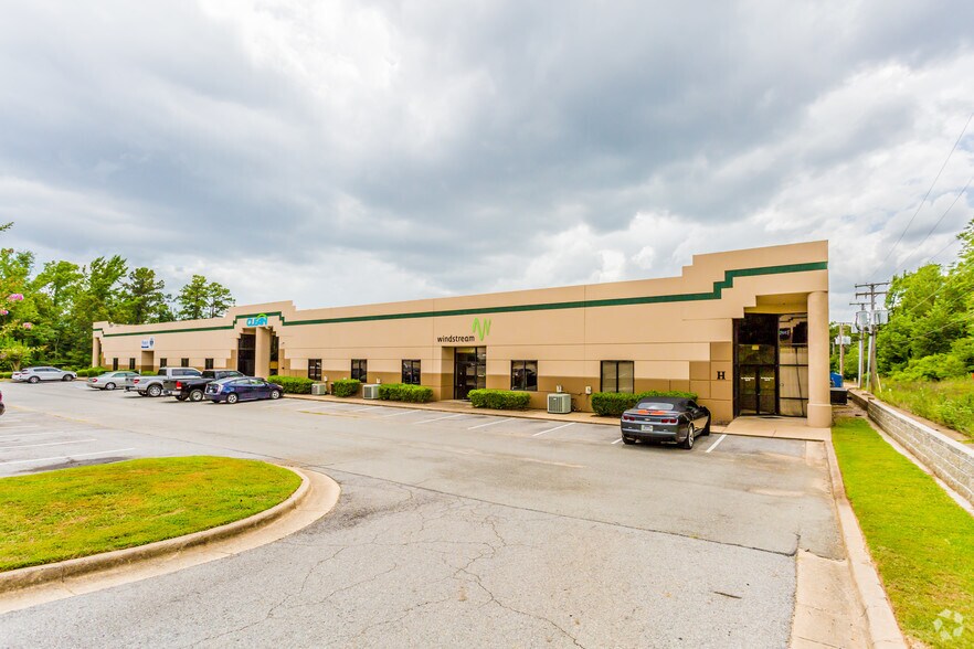 1515 S Bowman Rd, Little Rock, AR à louer - Photo de l’immeuble – Image 1 sur 7