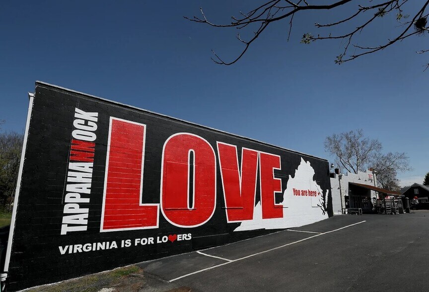 303 Queen St, Tappahannock, VA à vendre - Photo de l’immeuble – Image 3 sur 8