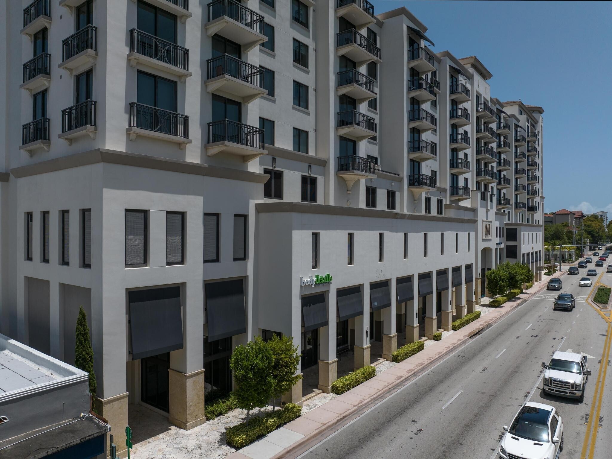 301 Altara Ave, Coral Gables, FL à vendre Photo de l’immeuble– Image 1 sur 48