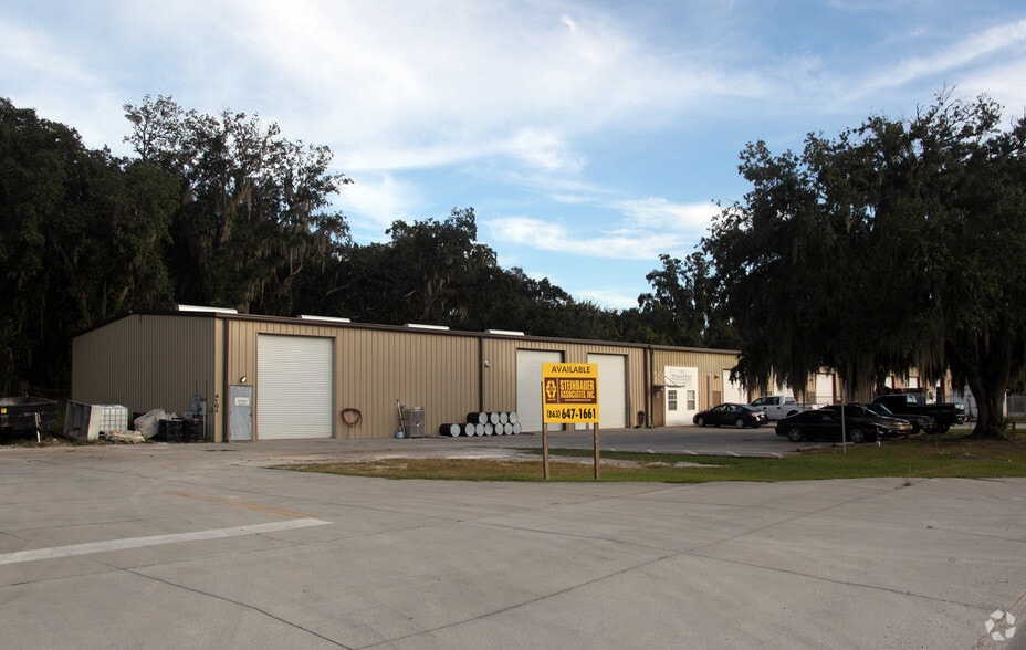 4104-4120 Holden Rd, Lakeland, FL à louer - Photo de l’immeuble – Image 3 sur 12