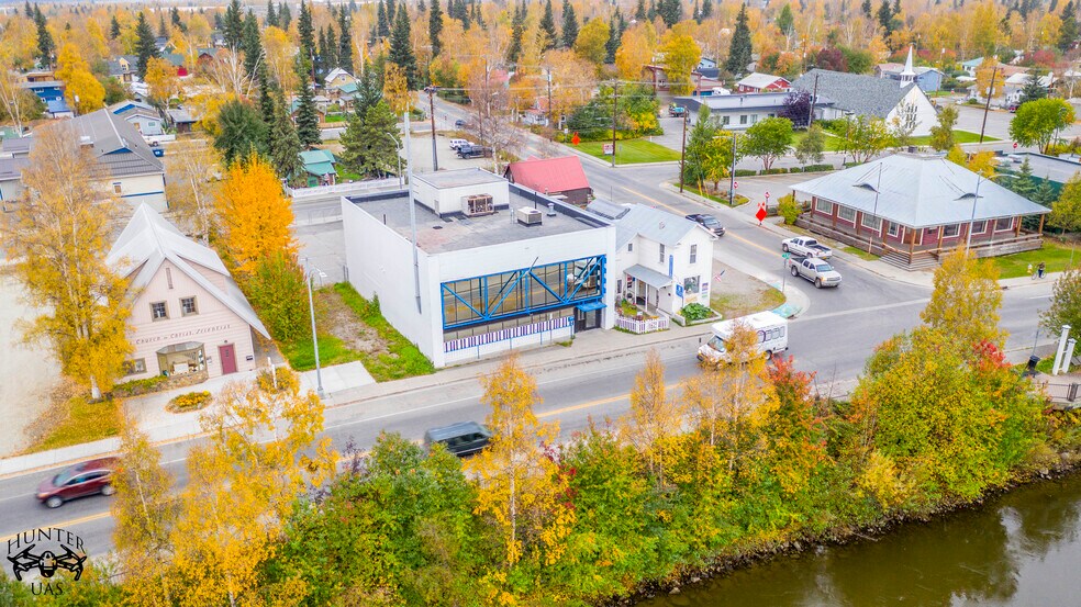 819 First Ave, Fairbanks, AK à vendre - Photo de l’immeuble – Image 1 sur 5