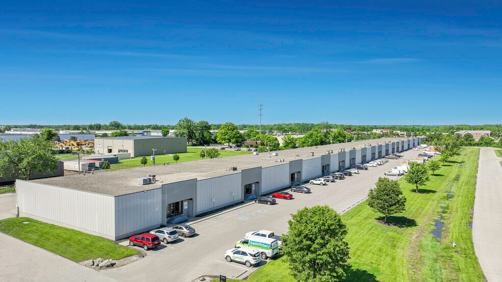 5647-5763 W 85th St, Indianapolis, IN à louer - Photo de l’immeuble – Image 3 sur 9