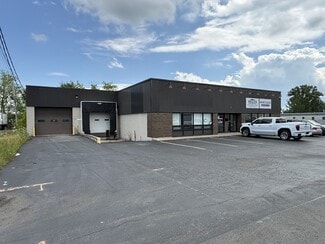 Plus de détails pour 101-103 Oliva Dr, Mattydale, NY - Local d'activités à louer