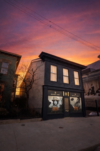 Plus de détails pour 610 E Market St, Louisville, KY - Local commercial à vendre