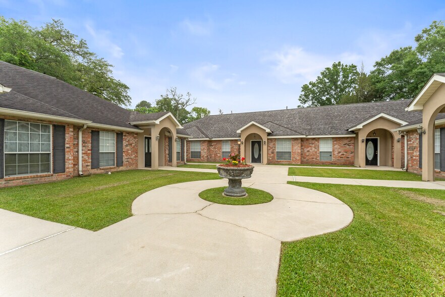 1300 S Range Rd, Hammond, LA à vendre - Photo de l’immeuble – Image 1 sur 28